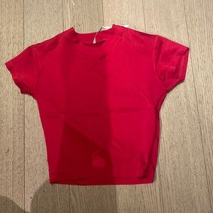 AREYOUAMI silk red cropped tee